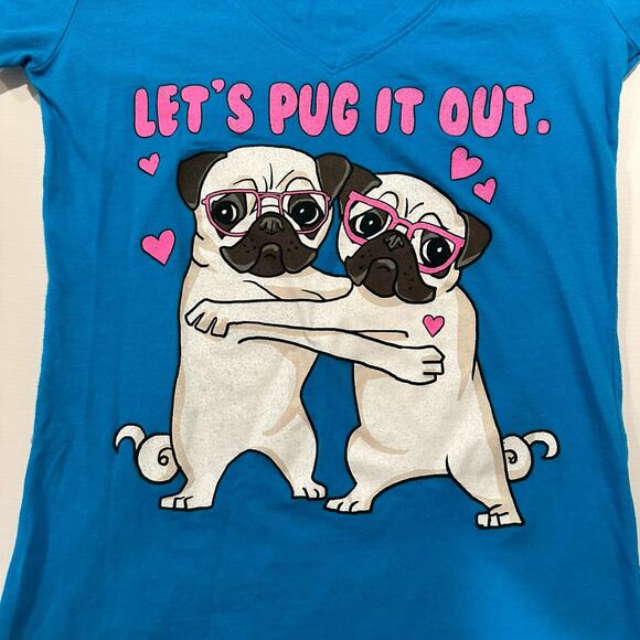 Cute Pug and Hearts T-Shirt - Picture 3 of 6